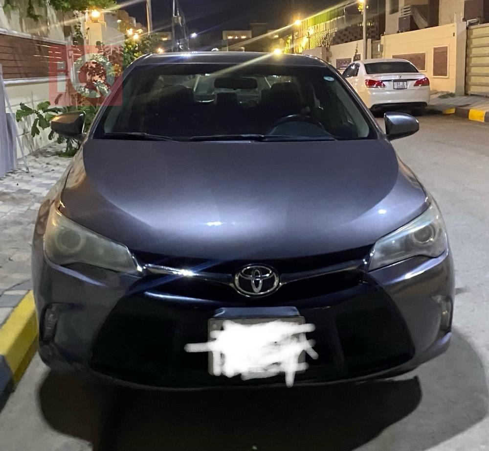 تۆیۆتا کامری